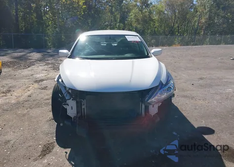 2018 Nissan Altima 2.5 S z USA, uszkodzony, nr VIN 1N4AL3AP8JC225930